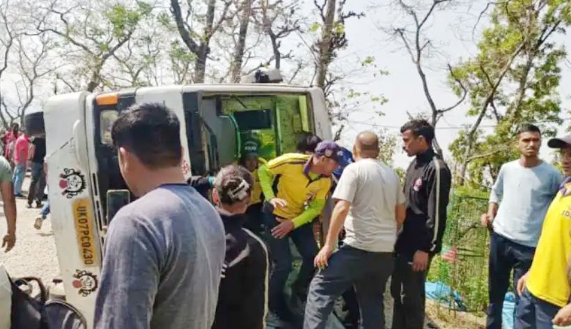 Bus accident on Rishikesh Gangotri Highway